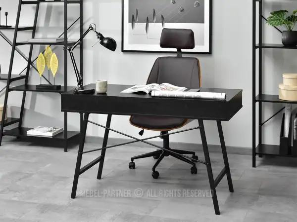Czarne biurko - elegancka przestrzeń do pracy